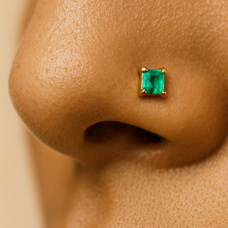 22K gold emerald nose pin natural Zambian gem gold nose pin with emerald gemstone luxury 22K gold emerald jewelry nose pin