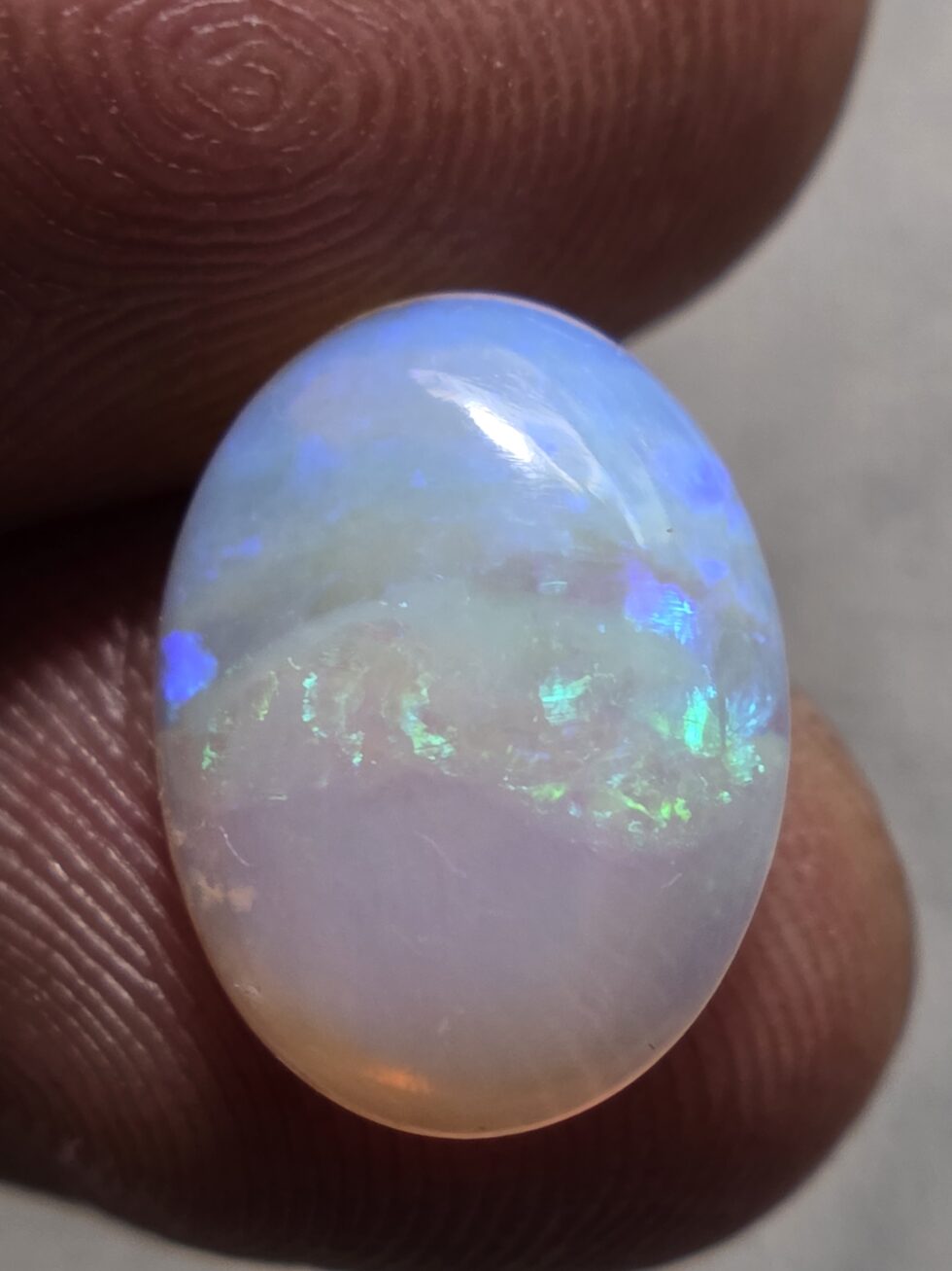 Natural white crystal opal oval cabochon with green blue red multicolor fire loose solid gemstone for jewelry making