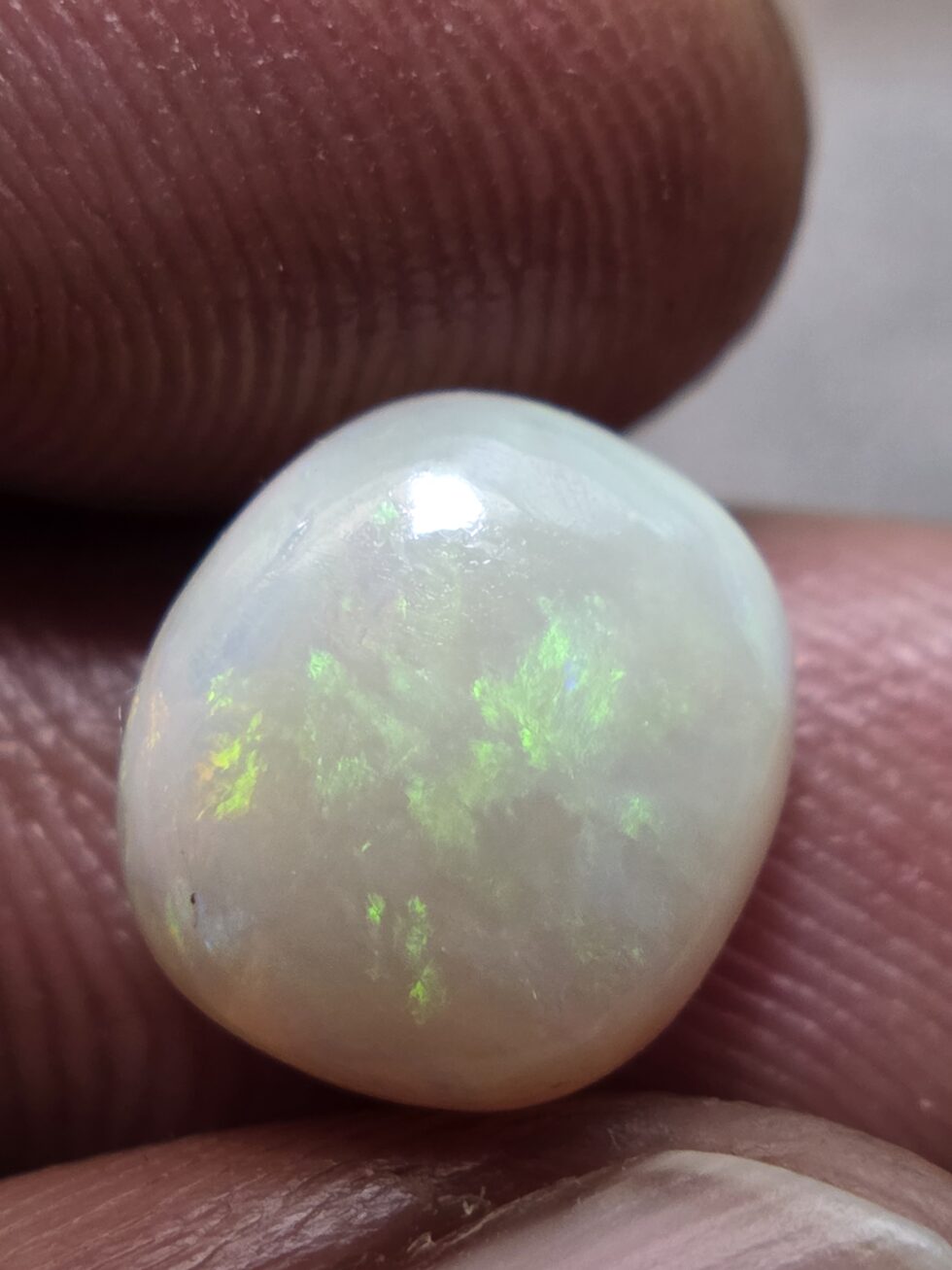 Natural white opal oval cabochon with red green multicolor fire loose solid gemstone for jewelry making