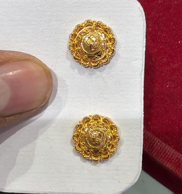 gold earring pair